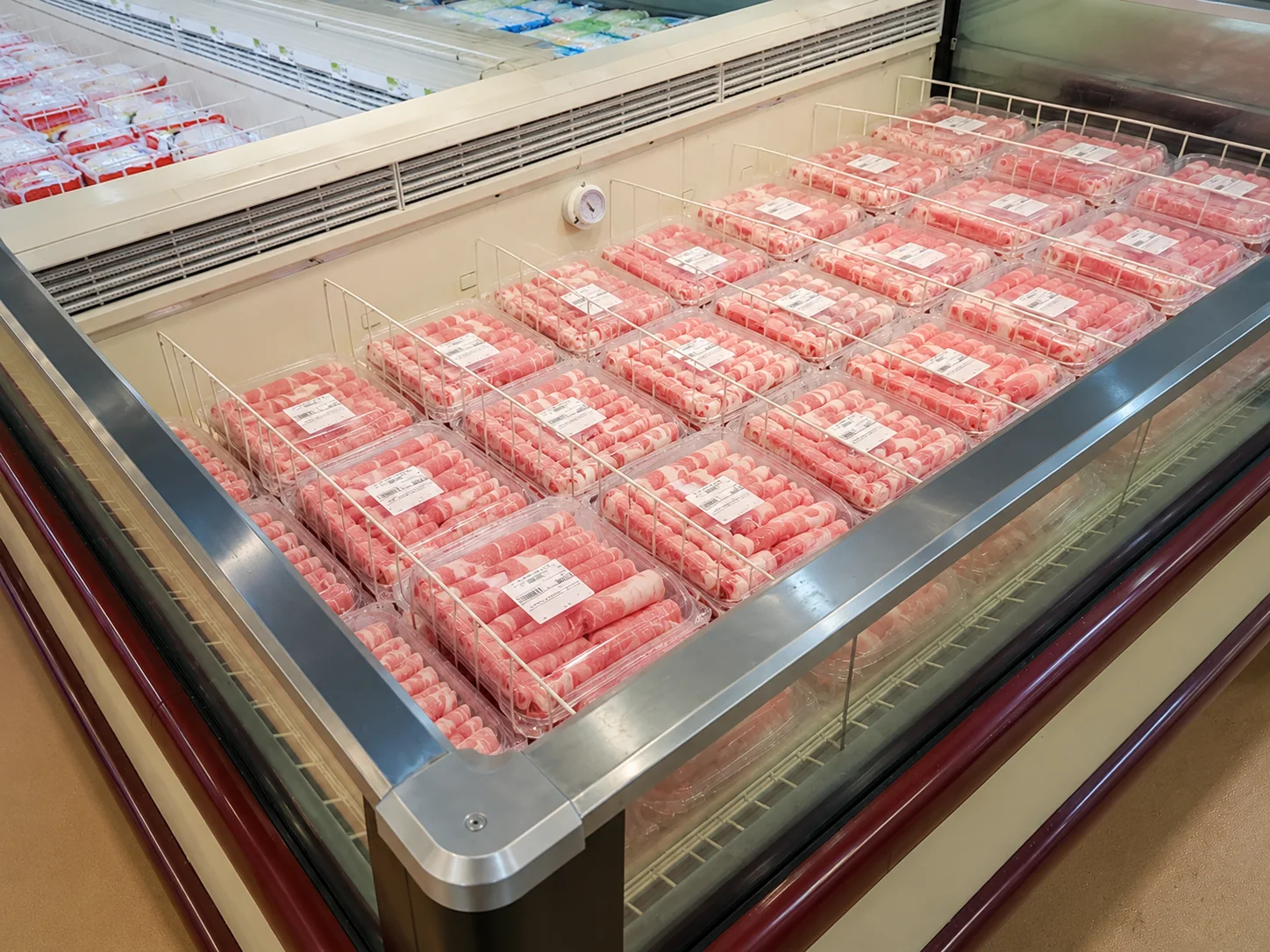 Sliced meat freezer case